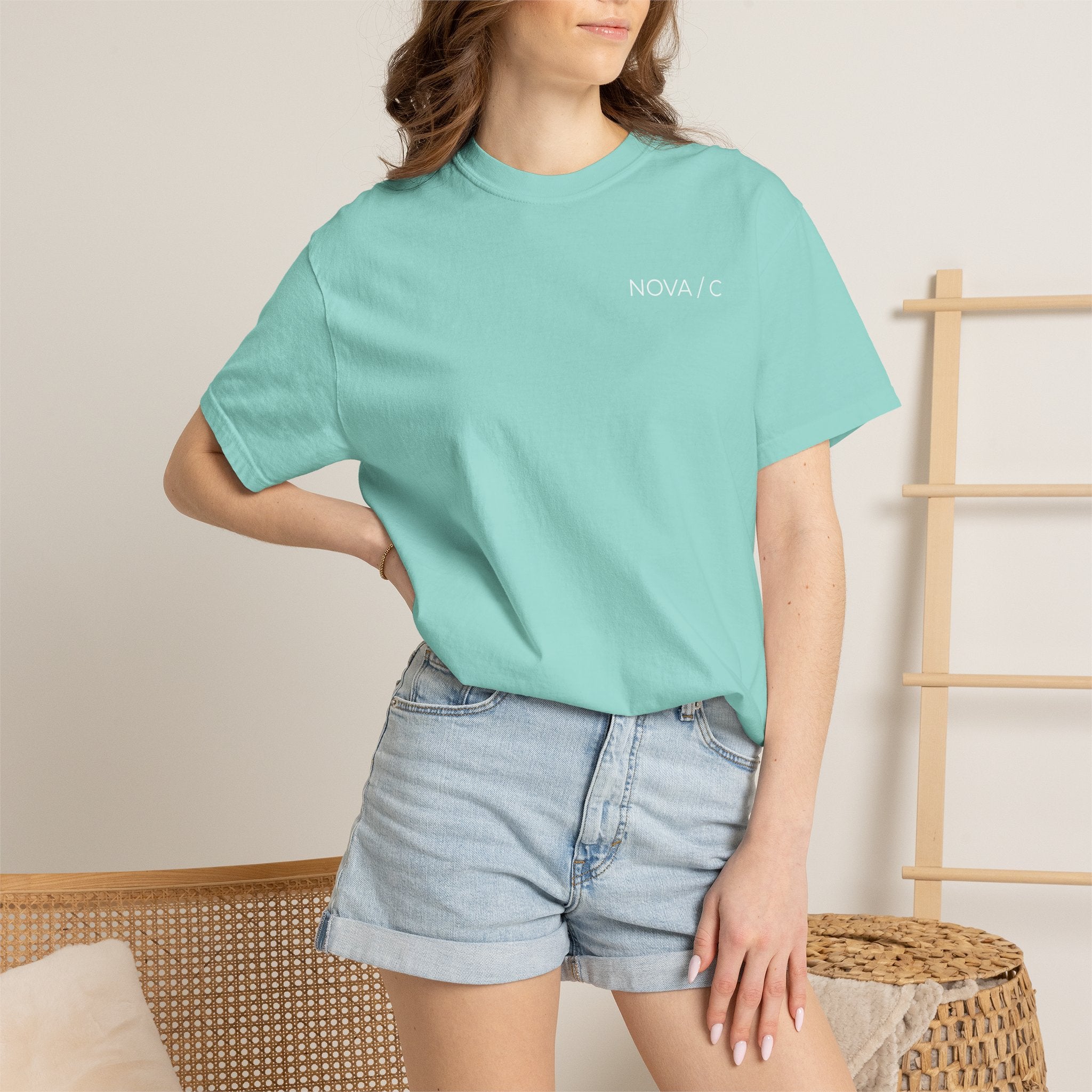 Signature Staple Tee / 01